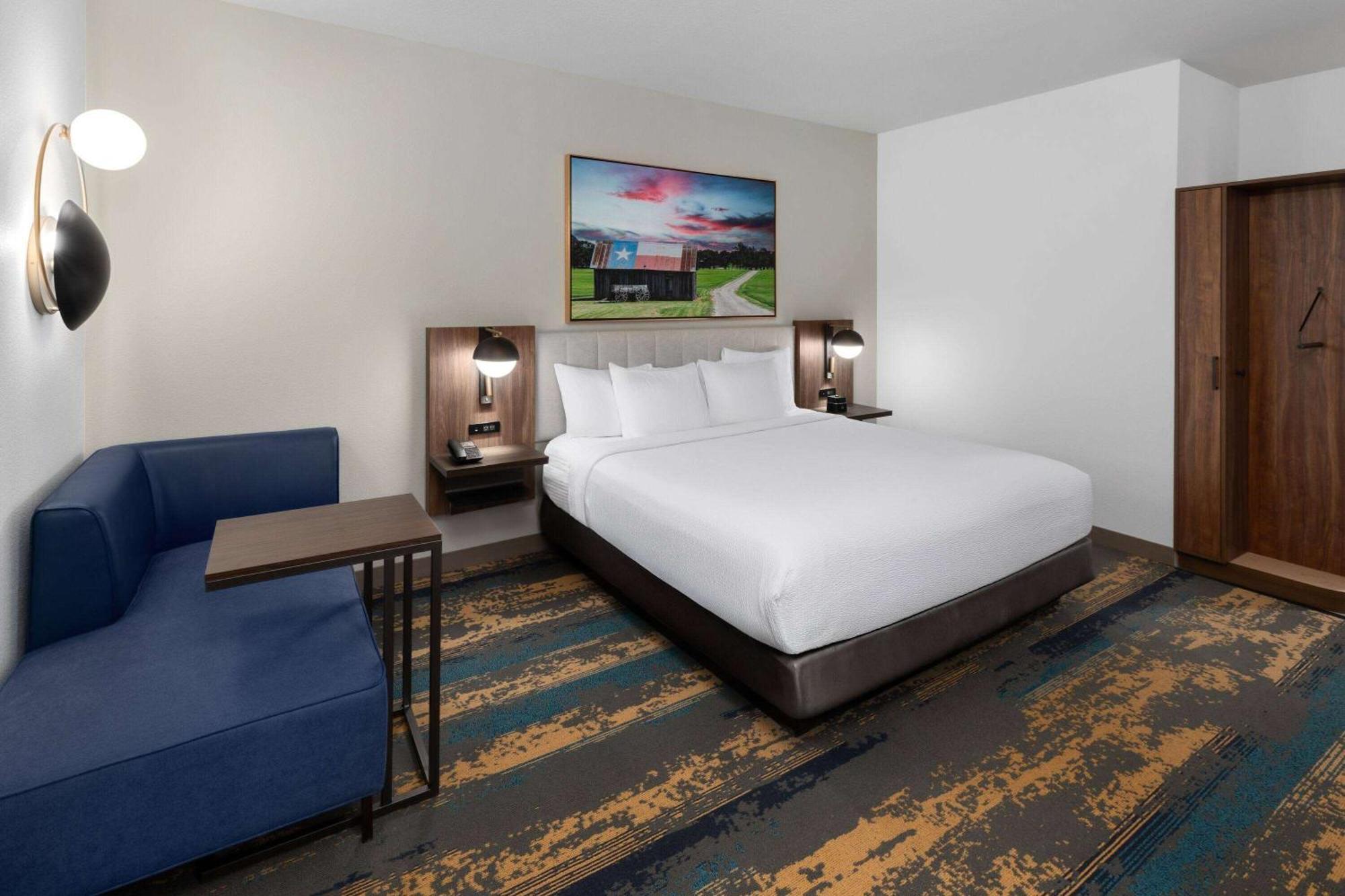 La Quinta Inn & Suites By Wyndham San Antonio At The Rim Exteriér fotografie